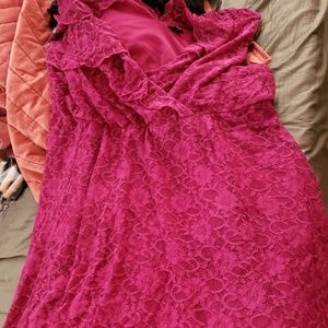 Pink lace sleeveless dress